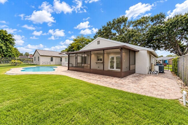 Foto del edificio - 11655 SW 50th St