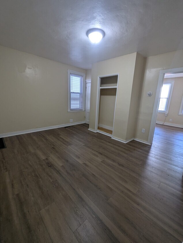 Foto principal - 34 Hallock St
