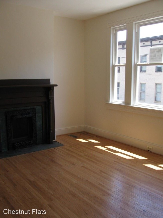 Building Photo - 105 Greene St