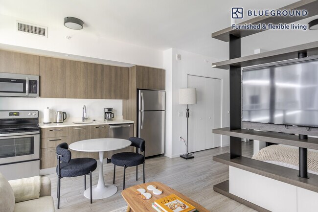 Foto del edificio - 230 NE 4th St