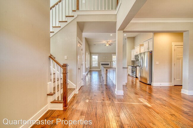 Building Photo - 3 br, 3.5 bath House - 773 Sterling Dr