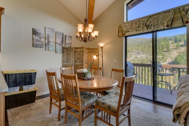 Foto del edificio - Lakeview condo in Incline Village