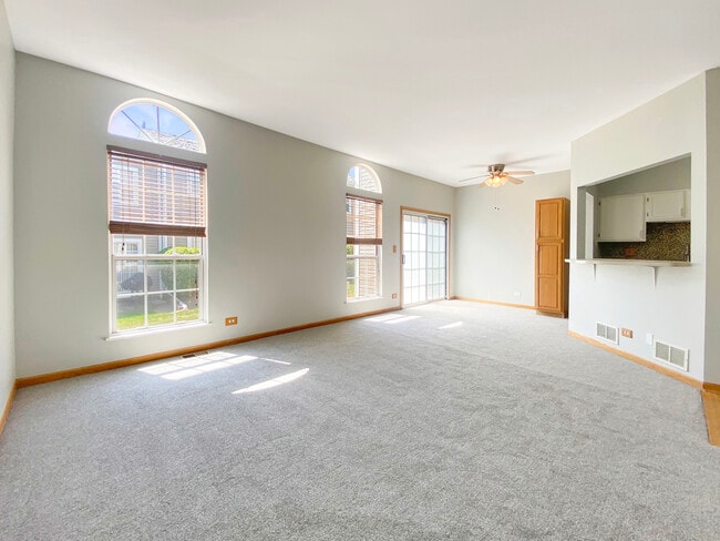 Building Photo - 17617 Horseshoe Ln