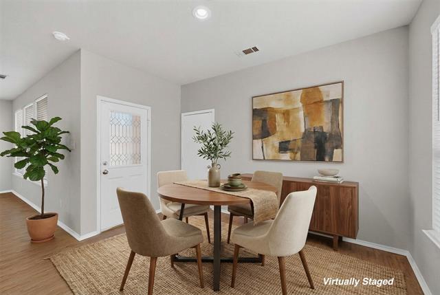 Foto del edificio - 10913 Dillon St