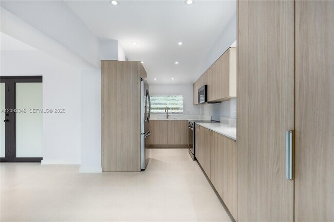 Foto del edificio - 1801 NE 173rd St
