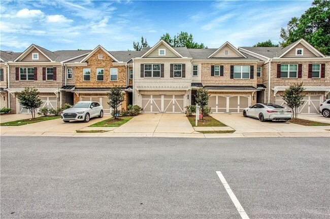 Building Photo - 2423 Chene Dr