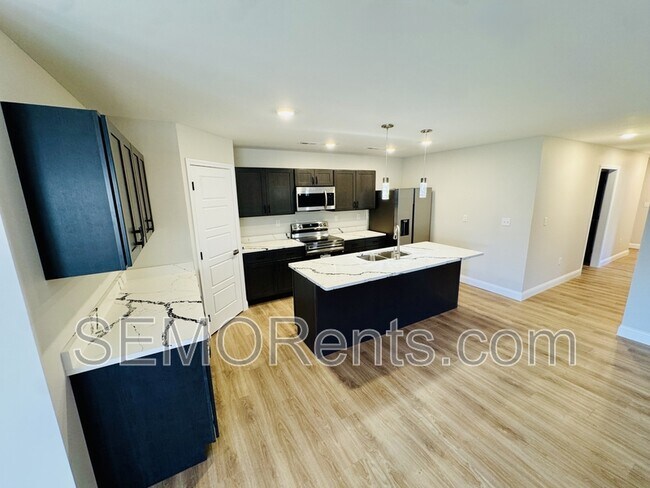 Foto del edificio - 2935 Shadow Wood Ln