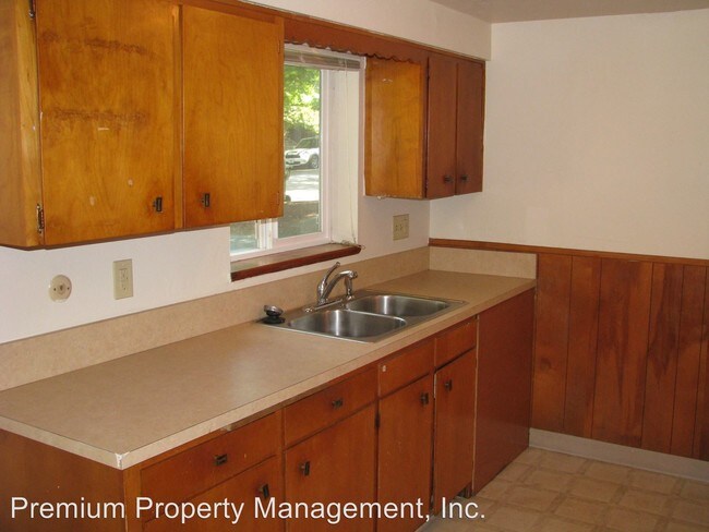 Foto del edificio - 1324 Wallace Rd NW SE