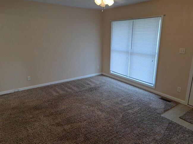 Living Room view 1 - 5605 Treaty Ln