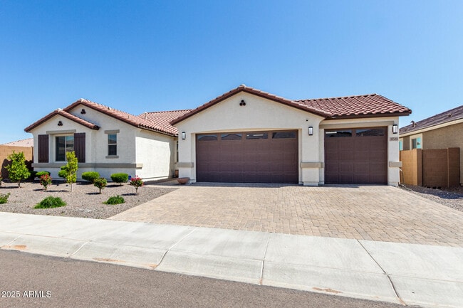 Building Photo - 8519 N 186th Ln