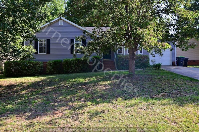 Primary Photo - 15 Garrington Court Chapin SC 29036