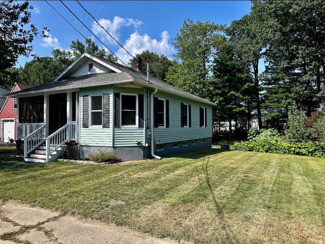 Building Photo - 47 Water St