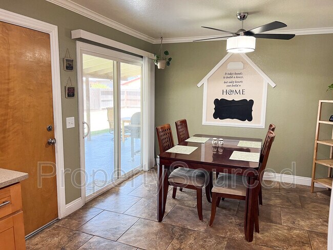 Building Photo - 1156 Devonshire Ave