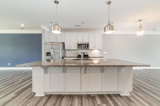 Building Photo - 4990 David Cox Rd