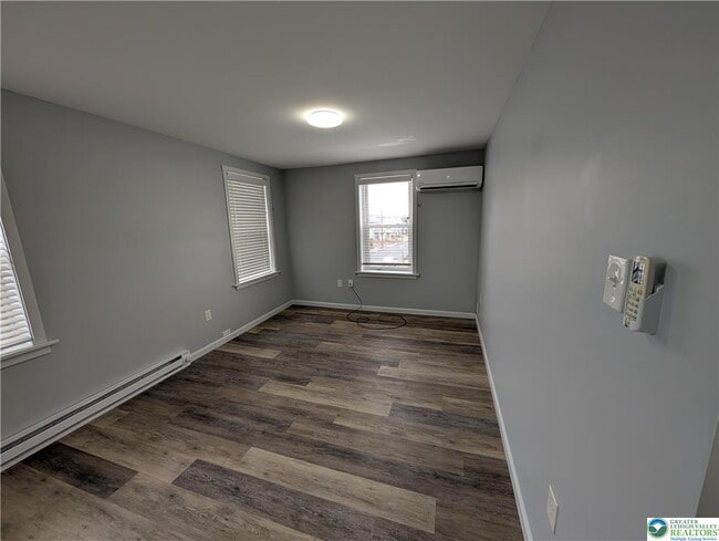 Building Photo - 1111 Catasauqua Rd