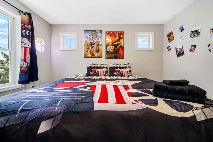 Primary Photo - Movie Magic: 2 King Beds | Family Hideaway