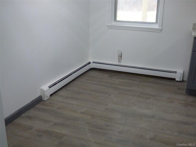 Foto del edificio - 2944 NY-17K