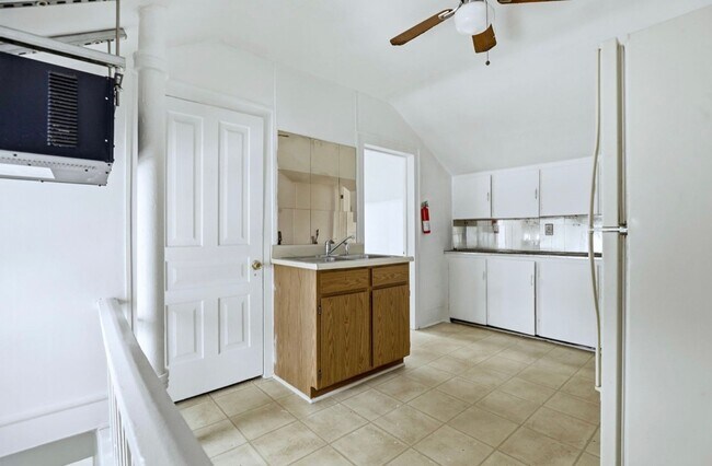 Foto del edificio - 926 N Porter St