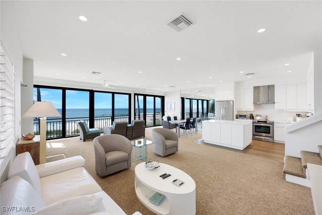 Foto del edificio - 2211 Gulf Shore Blvd N