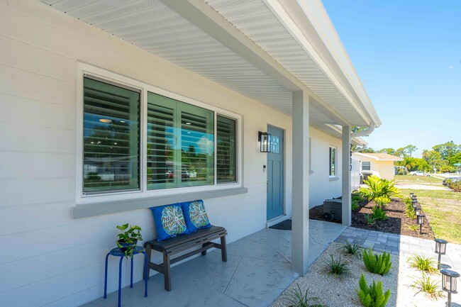 Building Photo - 2812 Seaspray St