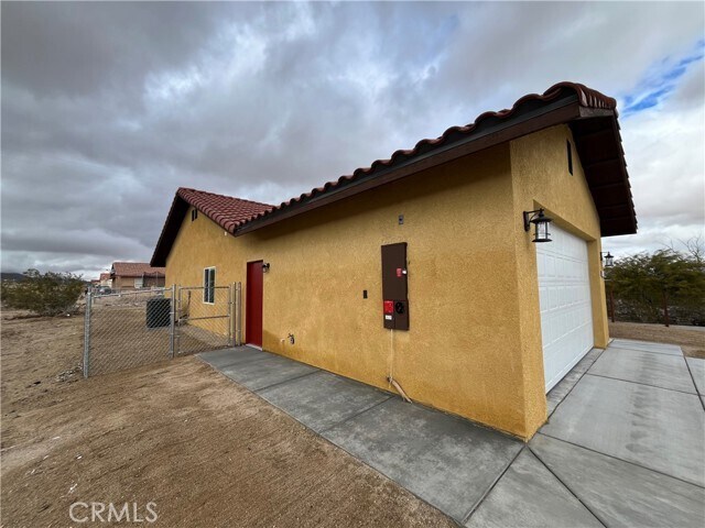 Building Photo - 7084 Broad Ave
