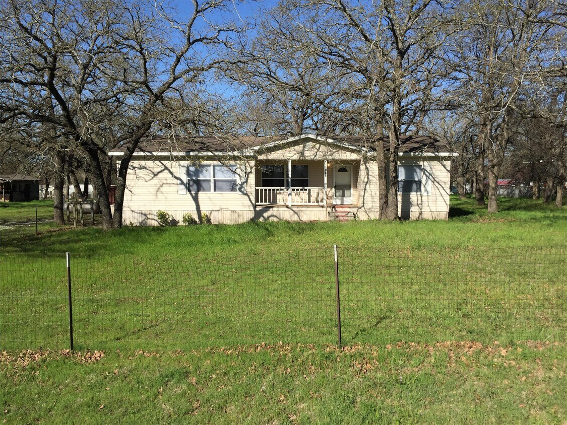216 Shady Oaks Dr, Weatherford, TX 76085 House Rental in Weatherford