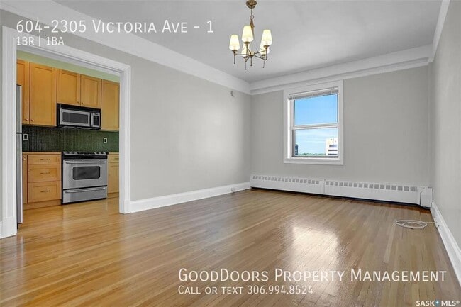 Building Photo - 2305-2305 Victoria Ave