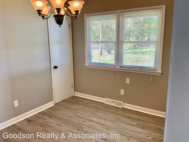 Building Photo - 3 br, 1 bath House - 2067 Lithia Springs Road