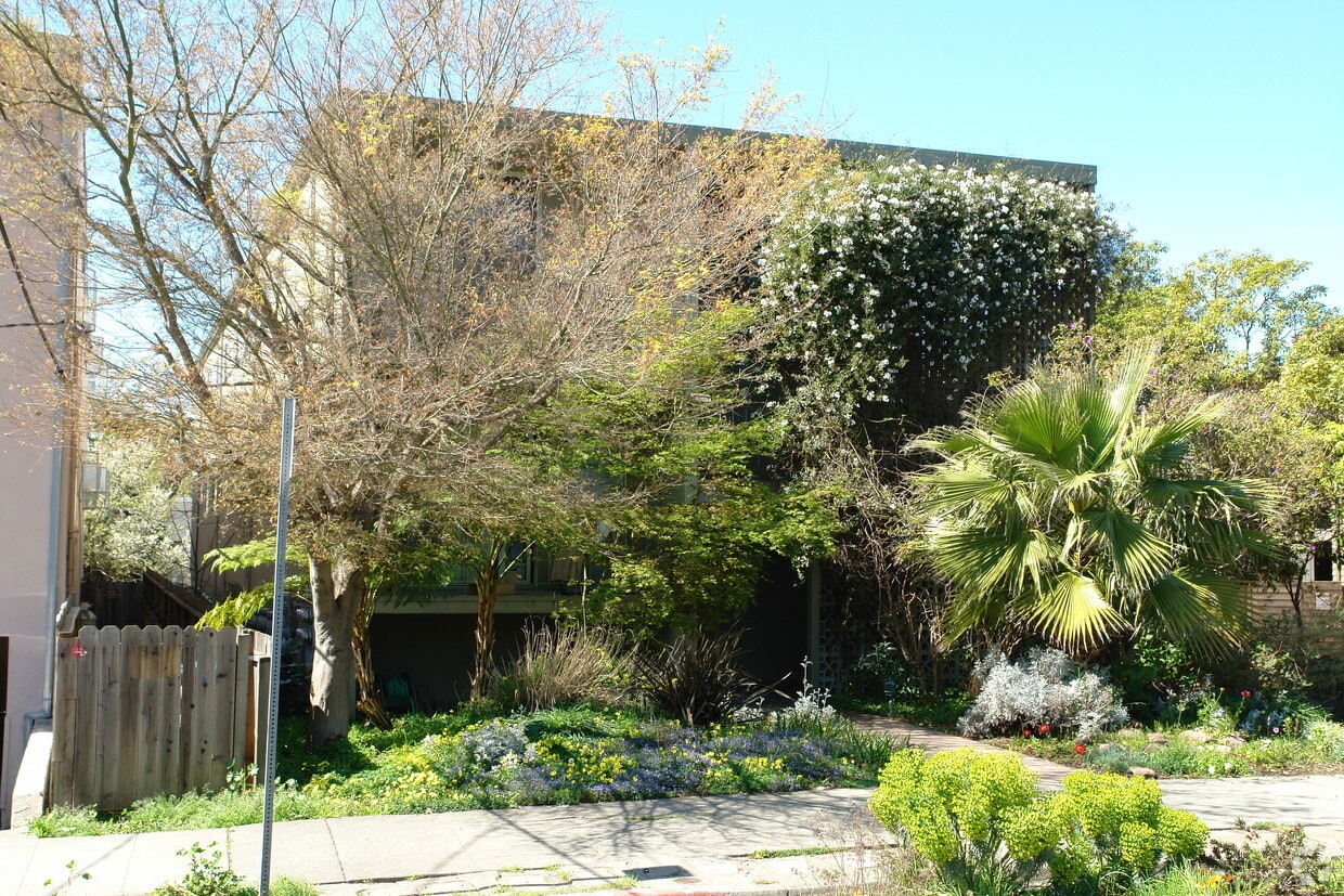Building Photo - 1610 Milvia Street