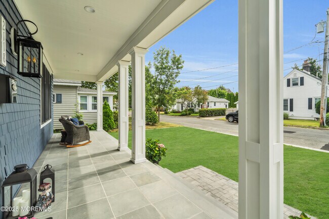 Foto del edificio - 2118 Edgewood Pl