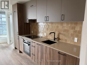 Building Photo - 5 Quarrington Ln