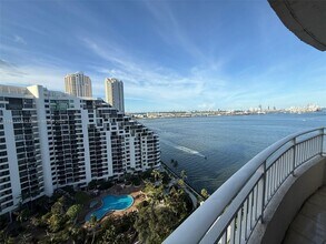 Building Photo - 770 Claughton Island Dr