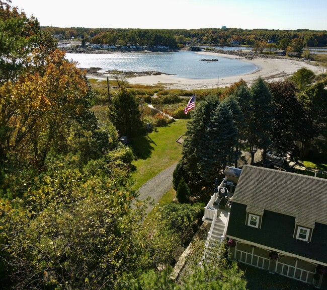 Steps to sandy Cape Neddick beach - 15 Algonac Rd