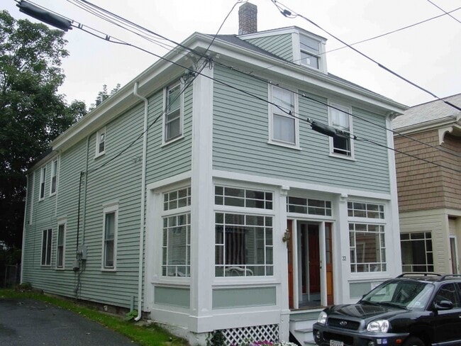 Building Photo - 33 Dennison St