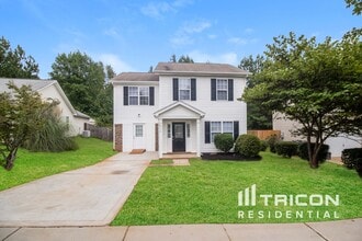 Building Photo - 4156 Broadstairs Dr SW