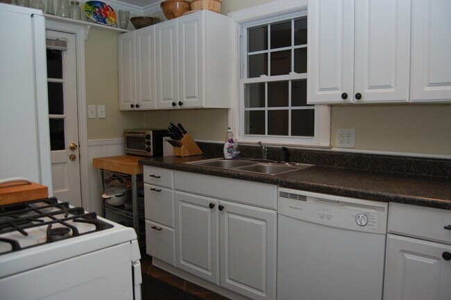 Foto del edificio - 2bd/1ba Ranch Style Home in Medlock Park w...