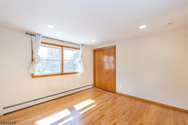 Building Photo - 41 N 15th St