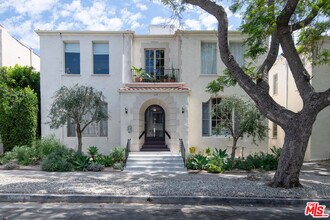 Building Photo - 414 N Curson Ave