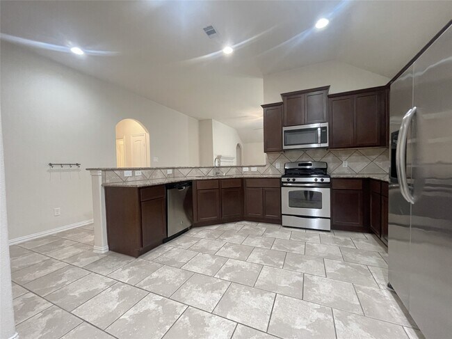 Building Photo - 16702 White Hyacinth Ct