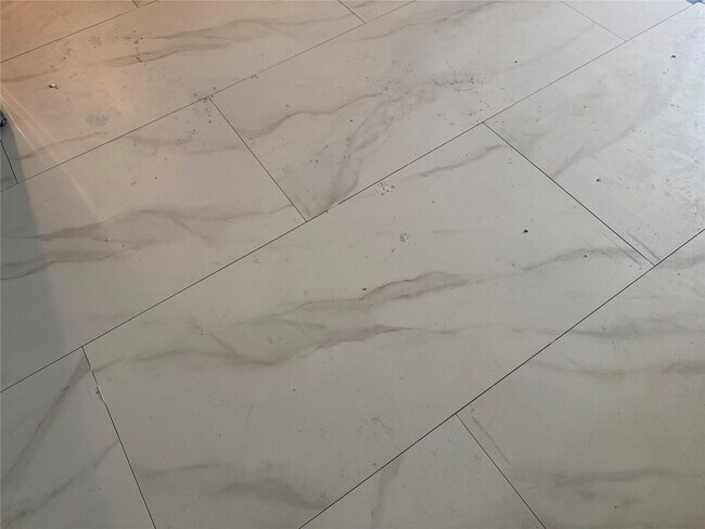 Foto del edificio - 2161 NE 68th St