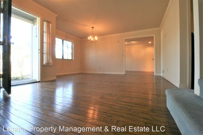 Foto del edificio - 3 br, 2.5 bath House - 824 Princeton Drive