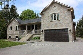 Building Photo - 986 15th Sideroad