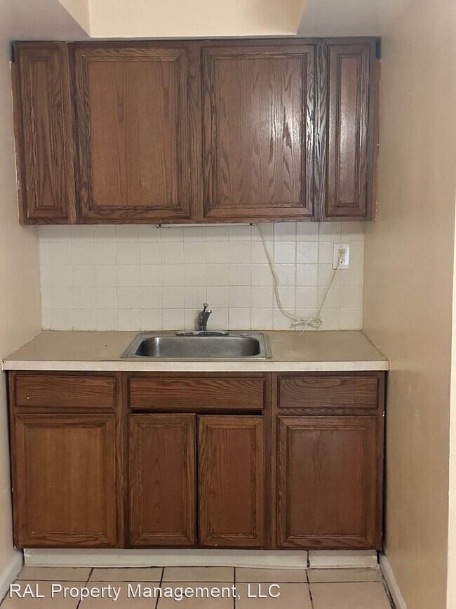 Foto del edificio - 2 br, 1 bath House - 800 London Rd