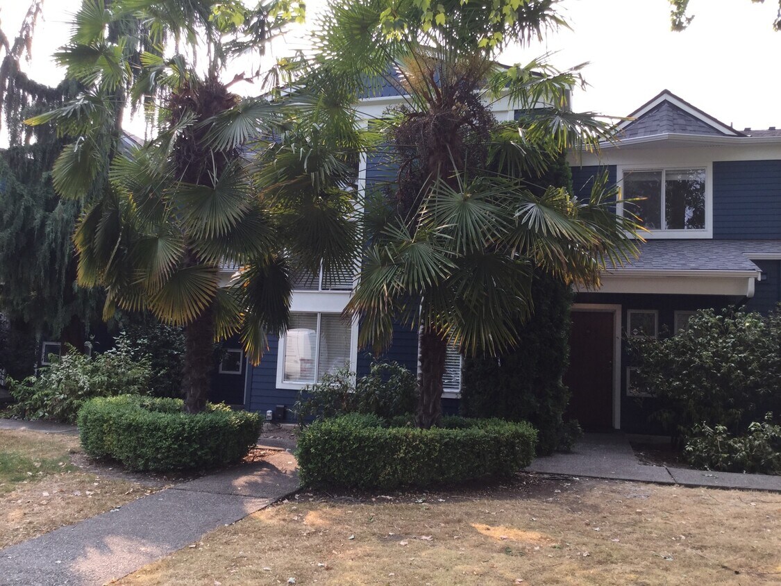 327 4th Ave, Kirkland, WA 98033 House for Rent in Kirkland, WA
