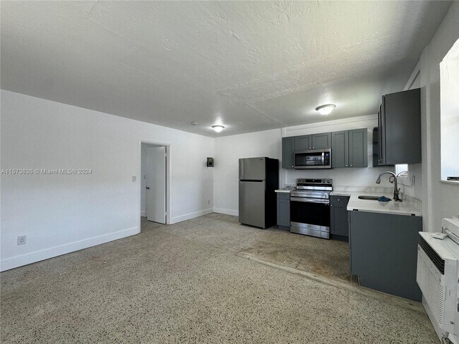 Building Photo - 3110 NW 135th St
