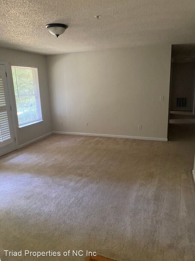 Building Photo - 2 br, 2 bath House - 905-2C Hanahan Ct