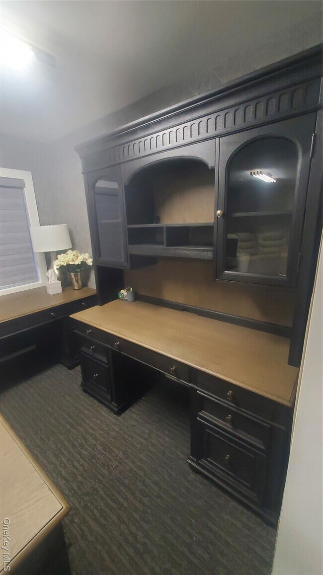 Foto del edificio - 702 Kennedy Dr