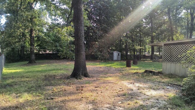 Foto del edificio - 7211 Rustic Cir