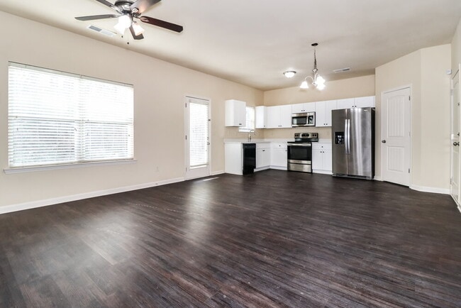 Foto del edificio - 1629 Swamp Cabbage Dr