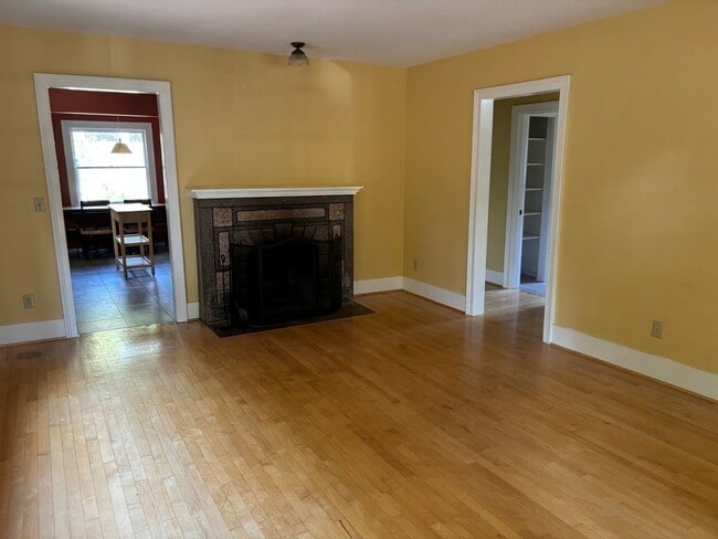 Building Photo - 613 NW 86th St